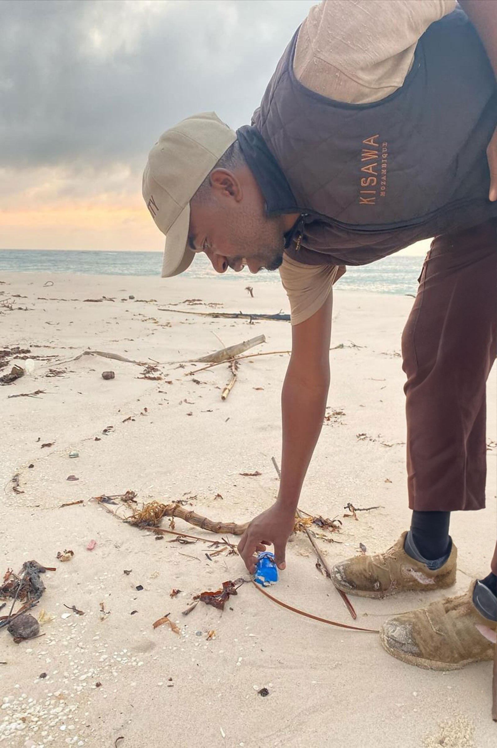 Kisawa team litter picking on Benguerra Island, Mozambique